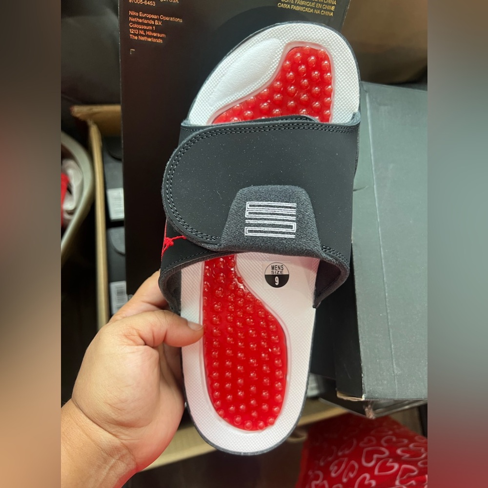 Jordan Hydro 11 Retro Slide